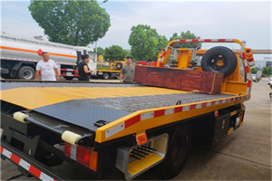 南桥镇附近拖车电话号码服务